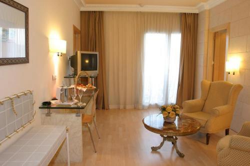 גיחון Gran Hotel Jovellanos חדר תמונה
